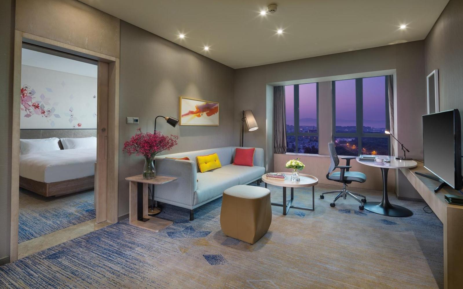 Hilton Garden Inn Zhongshan Guzhen Extérieur photo